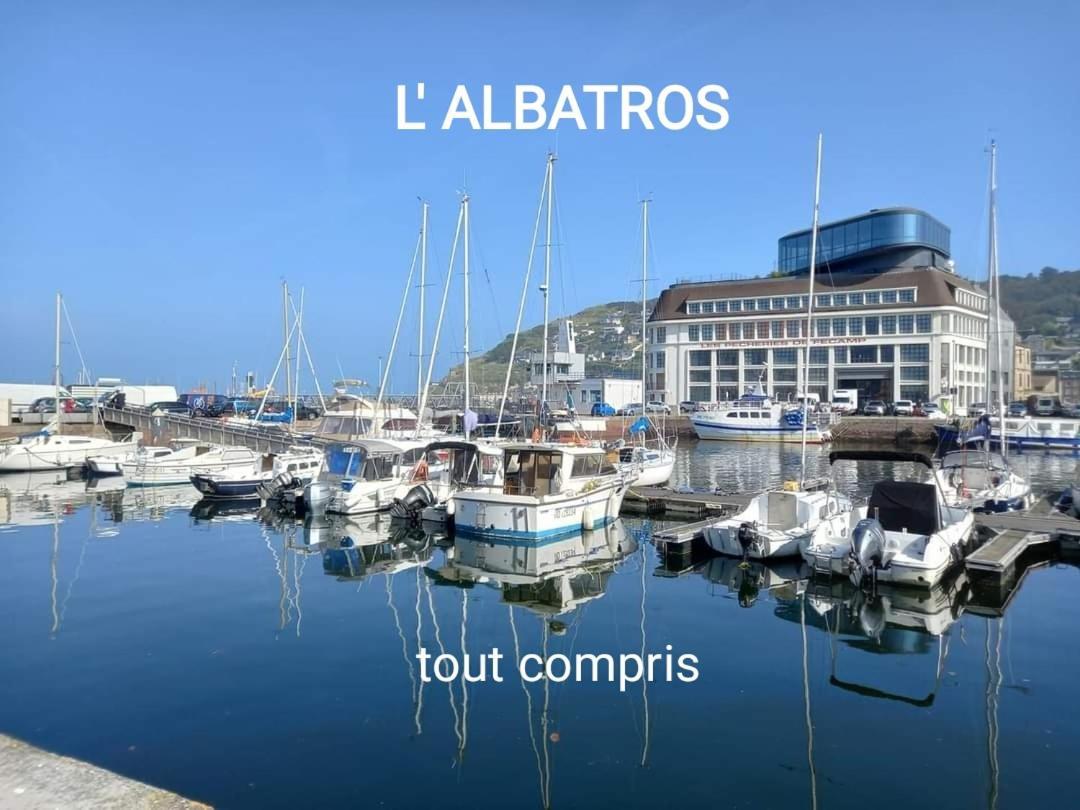 费康L' Albatros Vue Sur Le Port公寓 外观 照片